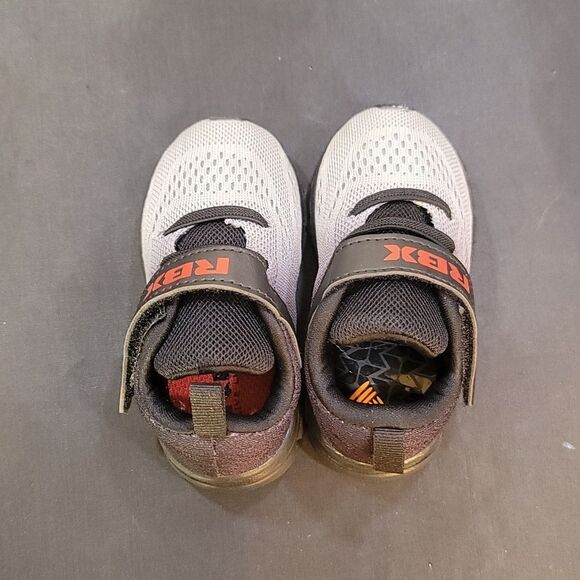 BRAND NEW RBX BABY VELCRO STRAP ROUND TOE SNEAKER - Picture 8 of 15